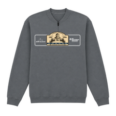 BMW GS Dakar Hommage 1/4-Zip Sweatshirt "Legendary Rally Raid" – exklusiver Motorrad-Troyer - Charcoal (Solid)